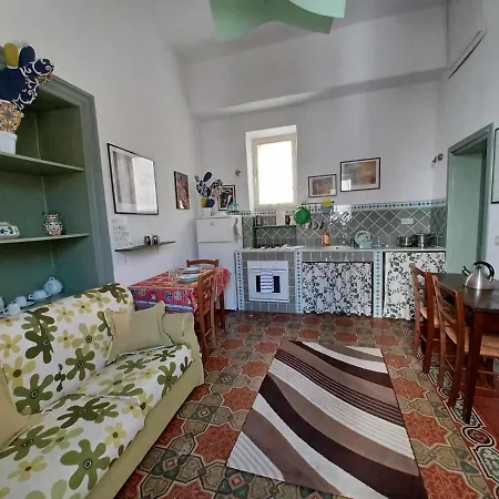 House Marzia * Cefalù
